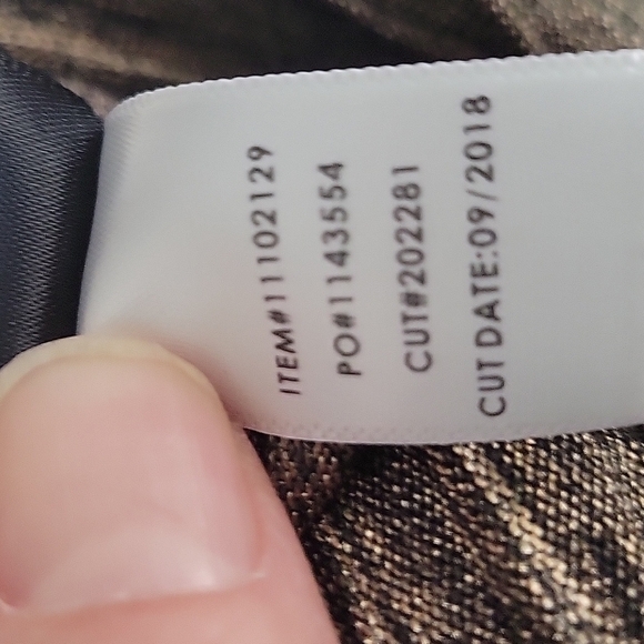 Torrid Pleated Metallic Knit Tank - Picture 10 of 10